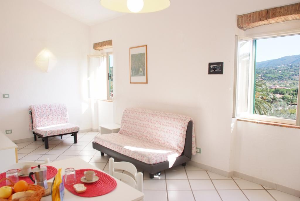 Residence Della Luna Porto Azzurro Exteriér fotografie